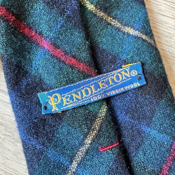 Vintage Pendleton Green Tartan Plaid 100% Virgin Wool Neck Tie Scottish Smith - Picture 4 of 4